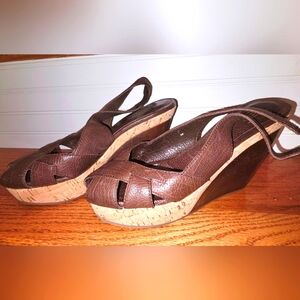 Pelle Moda Brown Leather Wedge Slingback Heels‎ Size 9M